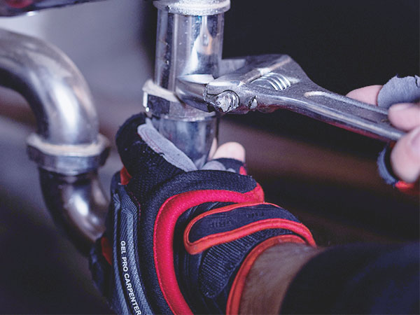 Plumber serving Modesto and Sacramento with plumbing services
