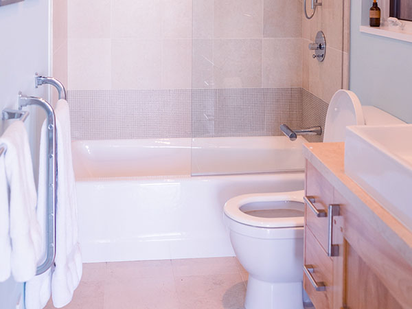 Plumber serving Modesto and Sacramento with plumbing services